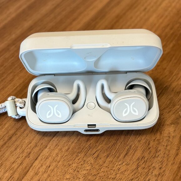 Jaybird Vista Wireless Bluetooth Headphones - Picture 4 of 5